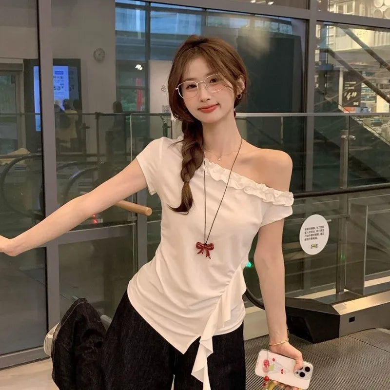 Sovrose Off-Shoulder Lace Tee — The Effortless Summer Silhouette